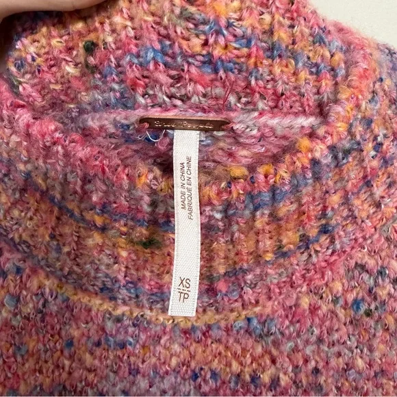 Free People Cotton Candy Pullover Sweater in Azalea Jewel - Picture 6 of 9